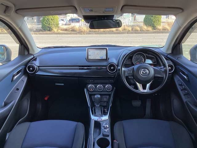 デミオ1.3 13S 4WD