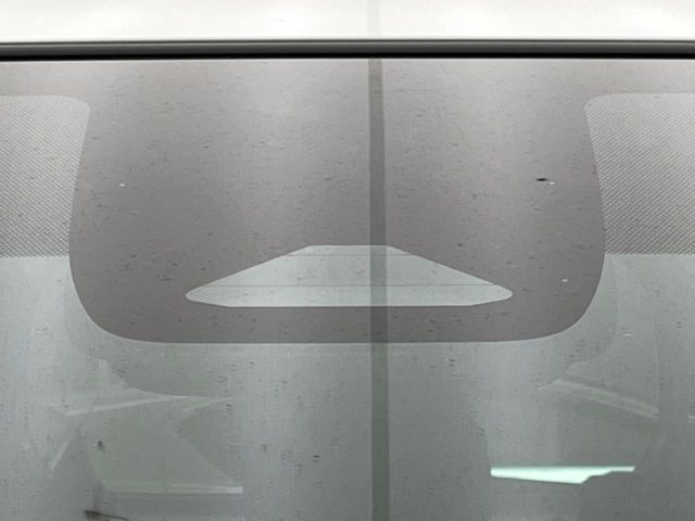 �y�g���^�Z�[�t�e�B�Z���X�z���s���ɑO���̎ԗ�����F�����A�Փ˂������Ȏ��͌x��ƃu���[�L�ŏՓˉ���Ɣ�Q�y�����A�V�X�g�B�����S�Ƀh���C�u�����y���݂��������܂��B