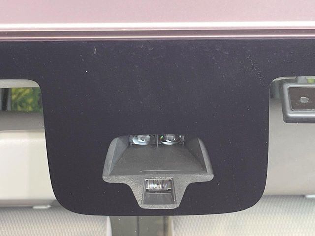 �y�X�Y�L �Z�[�t�e�B�T�|�[�g�z���s���ɑO���̎ԗ�����F�����A�Փ˂������Ȏ��͌x��ƃu���[�L�ŏՓˉ���Ɣ�Q�y�����A�V�X�g�B�����S�Ƀh���C�u�����y���݂��������܂��B