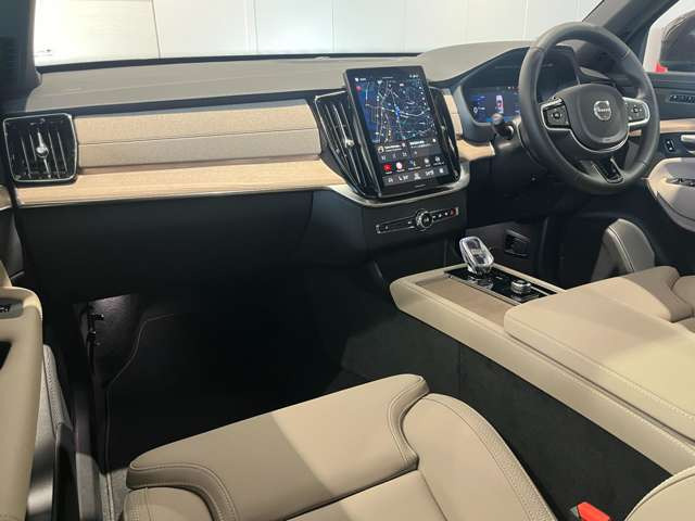 XC90プラス B5 AWD 4WD