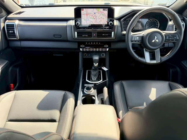 �C�ɂȂ邨�Ԃ�����܂�����E�̓d�b�ԍ����璼�ڂ��X�ɂ��₢���킹���������B�x�����@����ԗ����A��Ԃ܂łȂ�ł������������Ē����܂��B�X�^�b�t�ꓯ���A�����҂����Ă���܂��B