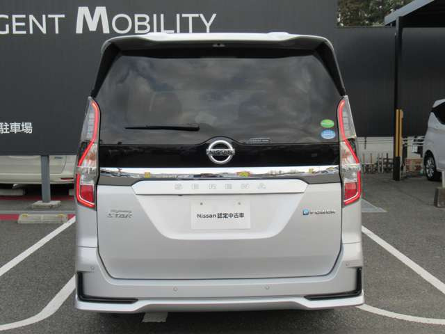 セレナ1.2 e-POWER ハイウェイスターV