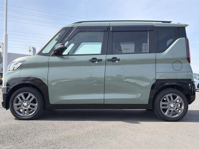 デリカミニT プレミアム 4WD