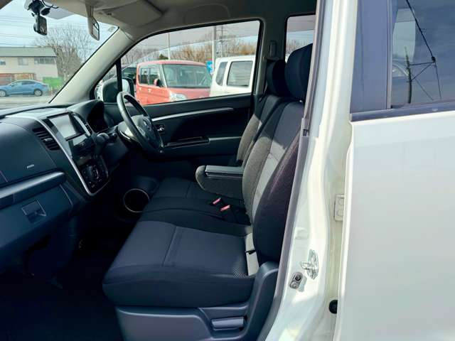 ���������ԑ����W�����ł�!���̋@��ɐ��񂲗��X������!