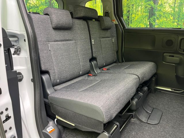 ���i���ȃI���W�i���t���A�}�b�g���I�v�V�����ɂĂ��p�ӂ��Ă���܂��B���D���ȃf�U�C����J���[�����Ԃɍ��킹�đI��ł����������Ƃ��ł��܂���