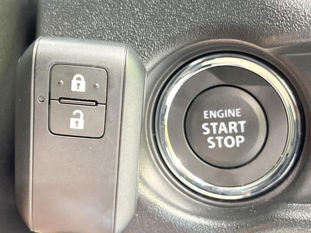 �y�L�[���X�X�^�[�g�V�X�e���z�J�o����|�P�b�g�ɓ��ꂽ�܂܂ł��h�A�̎{���E�������\�ȃX�}�[�g�L�[�𑕔��B�G���W���̃I���E�I�t�����J�M�����o���K�v����������Ƃ��Ă��֗��ł���