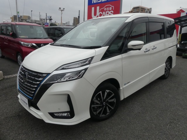 セレナ1.2 e-POWER ハイウェイスターV