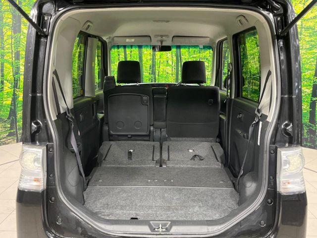 ���i�̂���������ʋ΁A���}���ɏ\���ȉ׎��X�y�[�X���m�ۂ��Ă���܂��B�Z�J���h�V�[�g��|���ƁA�傫�ȉו��̐ύڂ��\�ł���