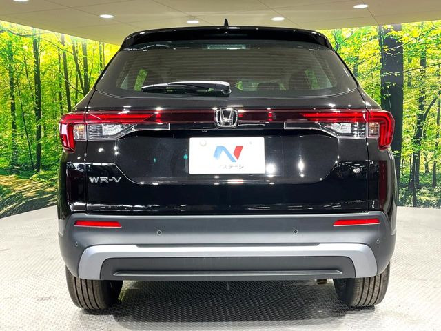 安心の最長10年・走行無制限保証(有償)をご用意。保証内容も充実はもちろん、無料点検&オイル交換や、年中無休の全国・24時間ロードサービスも付帯されておりますのでご安心下さい。