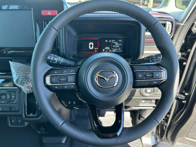 ���W����ɂ͍��i���̒��ÎԂ�V�Ԃ��������ł����W���䐔100��̑�^�W����֐��񂲗��X����������