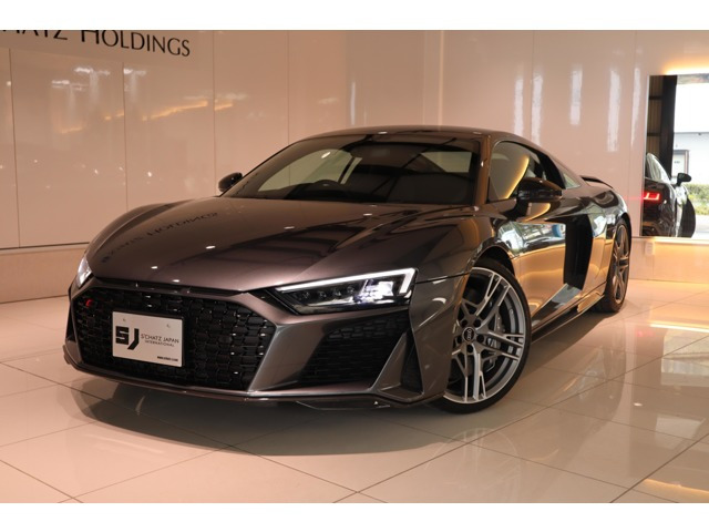 R8V10 パフォーマンス 5.2 FSI クワトロ 4WD