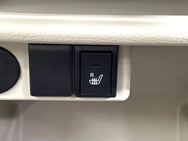 �y�V�[�g�q�[�^�[�z�������ɏd�󂷂�V�[�g�q�[�^�[!�G�A�R����葁�����܂��Ă����̂Ŋ�����̐l�����S�ł��ˁ�G�A�R���̉����͊������邩����A�Ƃ������ɂ����������߂ł��B