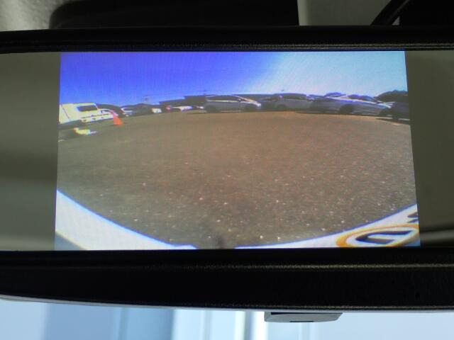 �o�b�N�J�����������Ă���܂��B���Ԏ��ɑ�ϖ��ɗ����܂���B���Ԃ����ȕ��ɂ��֗��@�\�ł��B