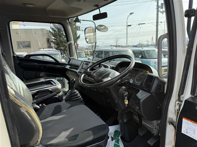 �K���X�R�[�e�B���O�A�i�r�Q�[�V�����AETC�ȂǁA���̑��̃p�[�c�̎��t�������ς���̂����k�������Ă���܂�!!�N���}�̂��Ɖ��ł����C����������!