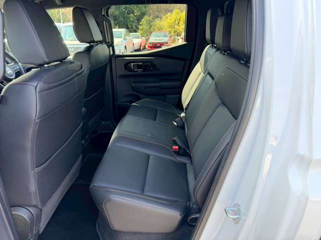 �C�ɂȂ邨�Ԃ�����܂�����E�̓d�b�ԍ����璼�ڂ��X�ɂ��₢���킹���������B�x�����@����ԗ����A��Ԃ܂łȂ�ł������������Ē����܂��B�X�^�b�t�ꓯ���A�����҂����Ă���܂��B