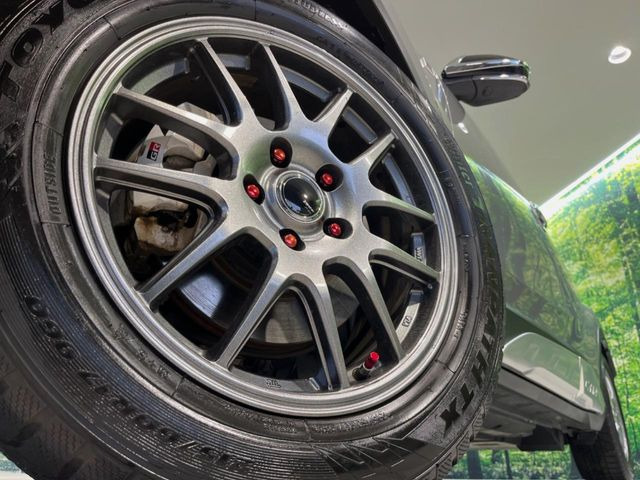 �y17�C���`�A���~�z�C�[���z�O�ςɃ}�b�`�����A���~�z�C�[���𑕒����Ă���܂��B�e��A���~�z�C�[����A�X�^�b�h���X�^�C�����戵�����Ă���܂��B���񂲑��k����������