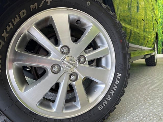 �y����14�C���`�A���~�z�C�[���z�O�ςɃ}�b�`���������A���~�z�C�[���𑕒����Ă���܂��B�e��ЊO�A���~�z�C�[����A�X�^�b�h���X�^�C�����戵�����Ă���܂��B���񂲑��k����������