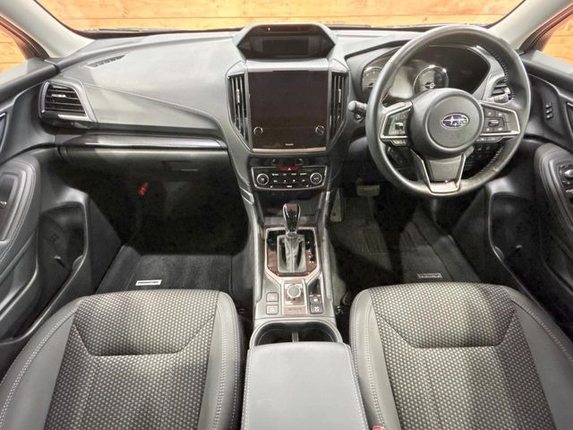 フォレスター1.8 XT エディション 4WD