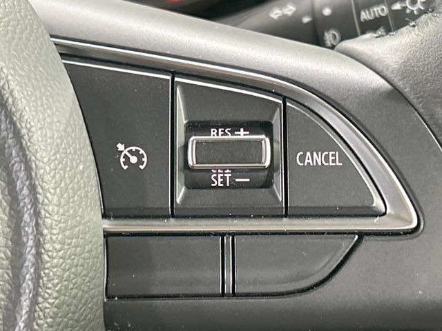 �y�N���[�Y�R���g���[���z�������H�����N���N���s�B�A�N�Z���𗣂��Ă���葬�x�ő��s���ł��A�������^�]���̕��S���y��!�����E�������ȒP�ȃX�C�b�`����Œ����ł��܂��B