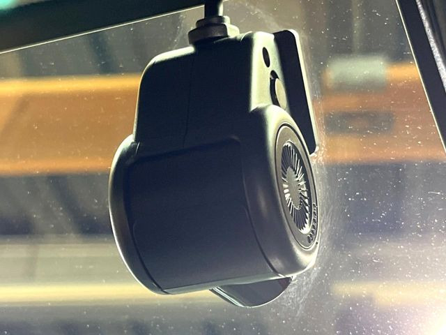 �y�h���C�u���R�[�_�[�z���S�E���S�ȃJ�[���C�t�ɕK�{�̃h���C�u���R�[�_�[�𑕔�!���s���͂������A������^�]�⎖�̂ɑ��������ۂ̏󋵂��f���ŋL�^���A����̃��X�N�ɔ����܂��B