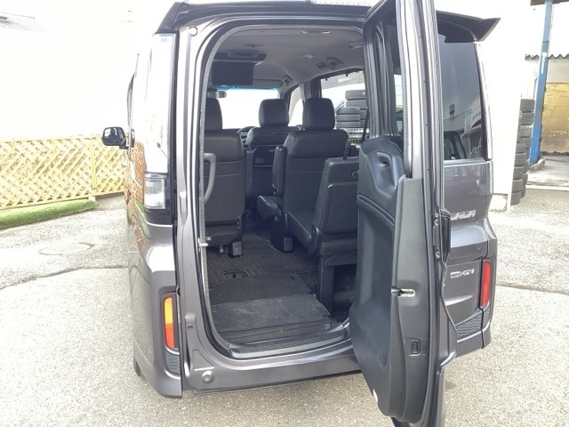 ステップワゴン2.0 スパーダ ハイブリッド G EX ホンダセンシング