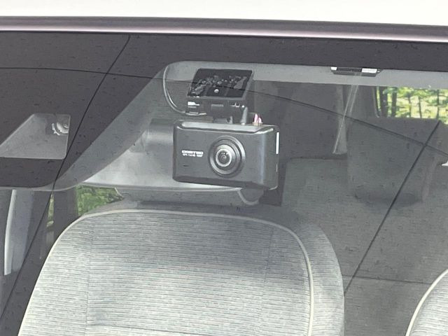 �y�h���C�u���R�[�_�[�z�h���C�u���R�[�_�[����!���s���͂������A������^�]�⎖�̂ɑ��������ہA�f���ŋL�^���A����̃��X�N�ɔ����܂��B���L�^�pSD�J�[�h�͂��q�l�����g�ł��������������K�v������܂��B