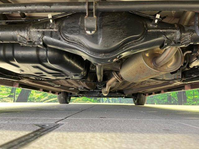 ����肪���ꂢ�Ȃ����ɁA�h�K���H�̎{�H���I�X�X���B�~��n��͂������A���ݕ��ɂ��Z���̕���A��Ń}�����E�E�B���^�[�X�|�[�c���������ɂ��D�]���������Ă���܂��B