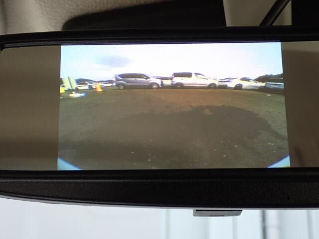 �o�b�N�J�����������Ă���܂��B���Ԏ��ɑ�ϖ��ɗ����܂���B���Ԃ����ȕ��ɂ��֗��@�\�ł��B