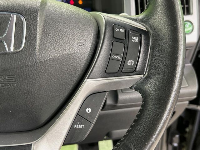 �y�N���[�Y�R���g���[���z�������H�����N���N���s�B�A�N�Z���𗣂��Ă���葬�x�ő��s���ł��A�������^�]���̕��S���y��!�����E�������ȒP�ȃX�C�b�`����Œ����ł��܂��B