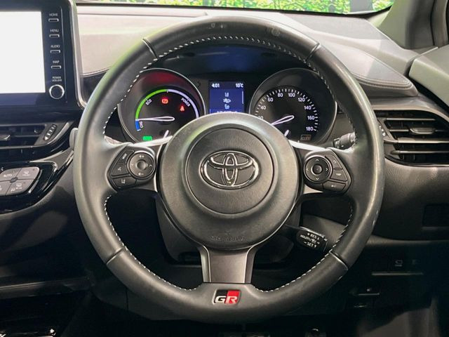 �y�����v�����X�e�A�����O�z�㎿�Ȋv���g�p���邱�ƂŁA��ɂ����������݂ƂĂ��^�]���₷���n���h���ł���