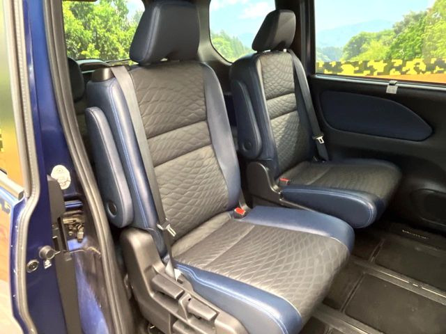 ���ڒ����̓E�H�[�N�X���[�ƂȂ��Ă���܂��B���ڂƎO��ڂ̈ړ�����~�肪�Ƃ��Ă��y�ɂȂ�̂ŁA���~��̍ۂ��X�g���X�������邱�Ƃ͂���܂����