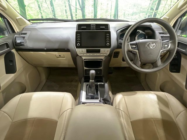 グループ総在庫数約30,000台!!全国の系列店からメーカー・車種問わずご紹介出来るので、あなたにピッタリのお車が見つかるはずです♪まずはお問い合わせ下さい☆