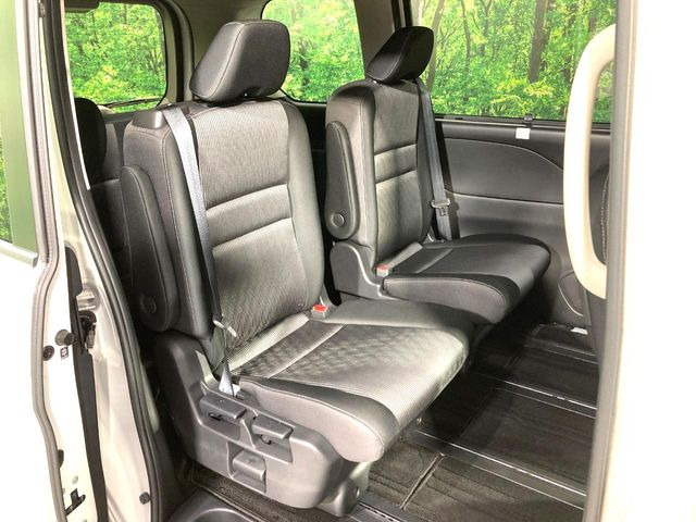 ���ڒ����̓E�H�[�N�X���[�ƂȂ��Ă���܂��B���ڂƎO��ڂ̈ړ�����~�肪�Ƃ��Ă��y�ɂȂ�̂ŁA���~��̍ۂ��X�g���X�������邱�Ƃ͂���܂����