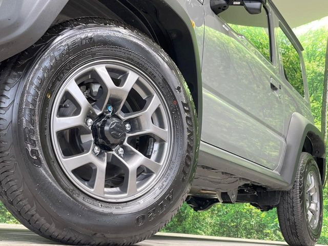 【純正15インチアルミホイール】外観にマッチした純正アルミホイールを装着しております。各種社外アルミホイールや、スタッドレスタイヤも取扱いしております。是非ご相談ください♪