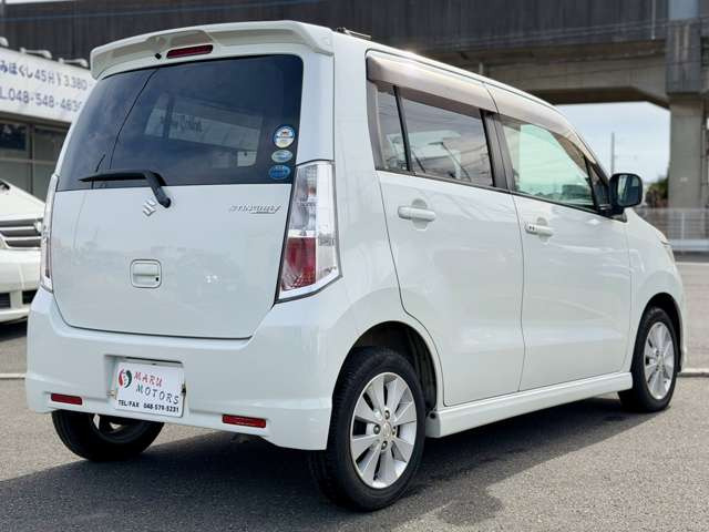 ���X�͍s�c�����R���̊��ˌ����_�̋߂��ɓX�܂��������܂��B���Ԃł��A�N�Z�X���₷���ꏊ�Ɍ�����܂��B�d�Ԃł��z���̍ۂ��Ŋ���JR���������w�܂ł��}���ɎQ��܂��B���C�y�ɂ��₢���킹������!