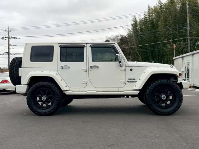 ���X�݌ɂ͊O���A�����N���[�j���O��ɓW�����A�����Ď��̏C�����̗L���A���[�^�[��������̗L������O�ҋ@�ւɂ�錟����S����{���Ă���܂��B�Ԍ��A�����A����h�������ЂőΉ��ł��܂��̂ł����S���������B