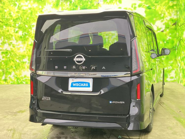 セレナ1.4 e-POWER ハイウェイスターV