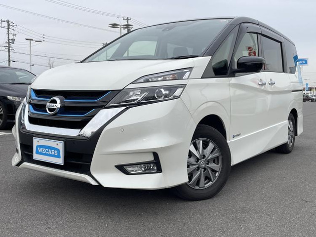 セレナ1.2 e-POWER ハイウェイスターV