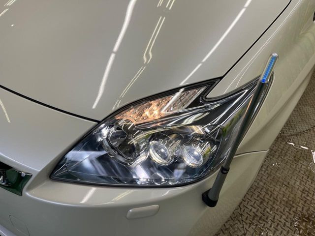 �yLED�w�b�h���C�g�z���V����ԑ��s�����ǍD�Ȏ��E���m�ۂ����S���ĉ^�]�ł��鍂�P�xLED�w�b�h���C�g�𑕔�!�_�����x�������A����d�͂��}�����Ă��܂��B