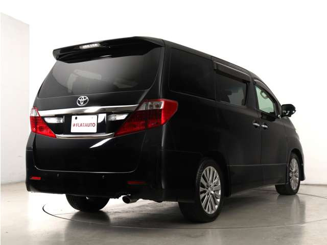 当店では、厳選された車両のみ展示しております。アルファード・ヴェルファイアに特化した専門店ならではの豊富な在庫の中から、お気に入りの一台をお探しください!