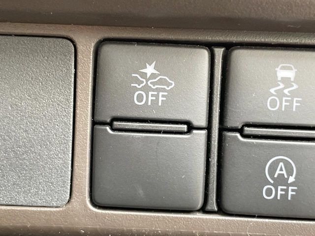 �y�X�}�[�g�A�V�X�g�z���s���ɑO���̎ԗ�����F�����A�Փ˂������Ȏ��͌x��ƃu���[�L�ŏՓˉ���Ɣ�Q�y�����A�V�X�g�B�����S�Ƀh���C�u�����y���݂��������܂��B