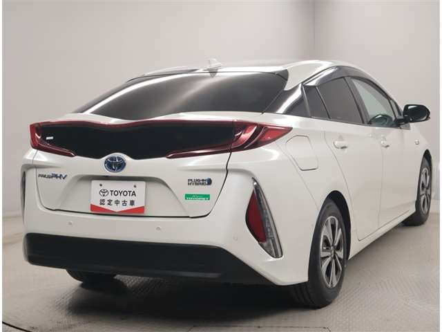 プリウスPHV1.8 A