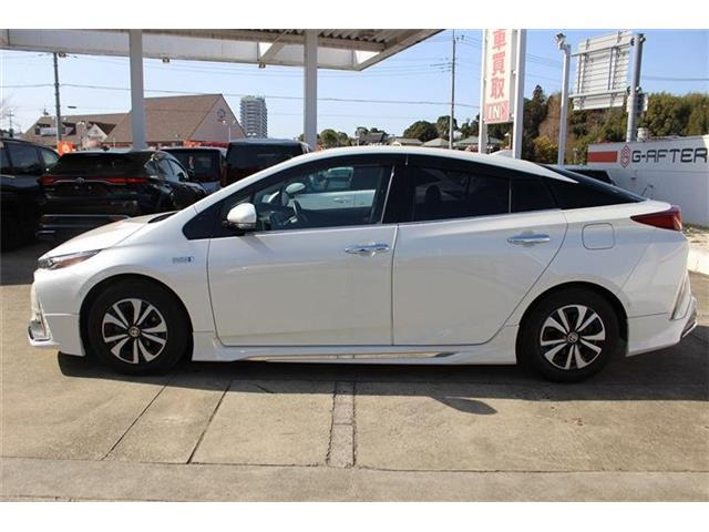 販売はご来店いただけるお客様限定です。同業者様への販売はお断りさせていただきます。車検無し車両の場合は、車検を取得したお支払い総額で表示しております。