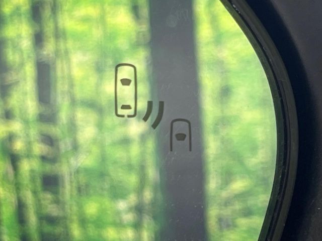 カローラツーリング1.8 ハイブリッド W×B