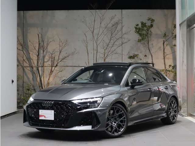 RS3セダン2.5 4WD