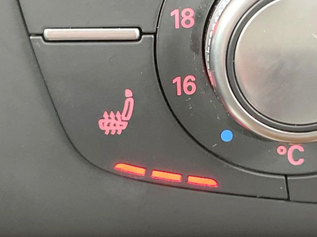 ���t�����g�V�[�g�q�[�e�B���O:�^�]�ȁE����ȋ��ɎO�i�K�Œ��߂��\�ȃV�[�g�q�[�^�[�𑕔����Ă���܂��B�G�߂��킸���K�ɂ��g�p���������܂��B