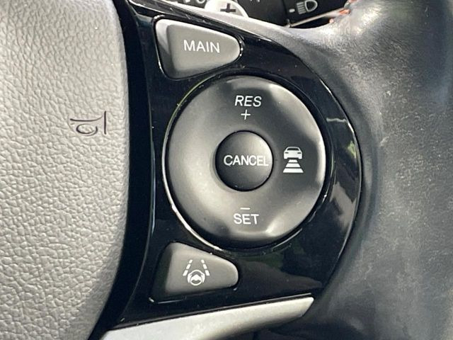 �y�A�_�v�e�B�u�N���[�Y�R���g���[���z�������H�ł̒��������s���y��!!�����ő��x��ۂN���[�Y�R���g���[�����A�Փˌy���V�X�e���ƘA�g���A�O���̎ԗ������m���ĎԊԂ�ۂ悤�ɑ��x���߂��Ă���܂�!!