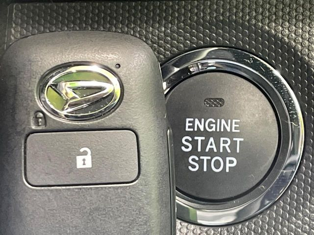 �y�L�[�t���[�V�X�e���z�J�o����|�P�b�g�ɓ��ꂽ�܂܂ł��h�A�̎{���E�������\�ȃX�}�[�g�L�[�𑕔��B�G���W���̃I���E�I�t�����J�M�����o���K�v����������Ƃ��Ă��֗��ł���