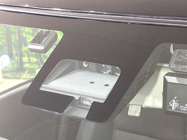 �y�X�Y�L �Z�[�t�e�B�T�|�[�g�z���s���ɑO���̎ԗ�����F�����A�Փ˂������Ȏ��͌x��ƃu���[�L�ŏՓˉ���Ɣ�Q�y�����A�V�X�g�B�����S�Ƀh���C�u�����y���݂��������܂��B