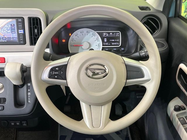 �y�X�e�A�����O�X�C�b�`�z�^�]���A�O������ڐ������炷���ƂȂ��A�I�[�f�B�I���̑��삪�\�ȕ֗��@�\!���S&���K�ȃh���C�u�����o���Ă���܂���